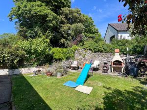 Photo 9- click for photo gallery